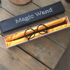 Harry Potter wand and glasses